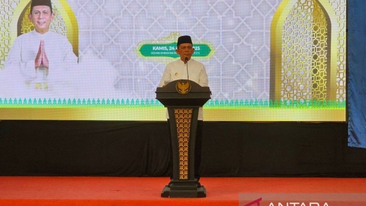 Gubernur Kepri, Ansar Ahmad, mengajak orang tua di Natuna untuk menanamkan nilai-nilai agama pada anak guna membentuk karakter yang kuat dan menghadapi tantangan hidup.