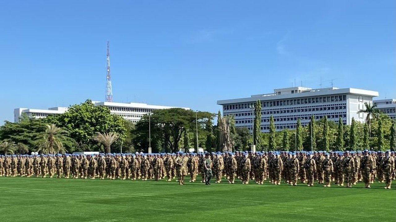 Satgas TNI Konga UNIFIL 2024 berhasil menyelesaikan misi perdamaian di Lebanon dan membawa pulang berbagai penghargaan internasional, menjadi bukti nyata profesionalisme TNI di mata dunia.
