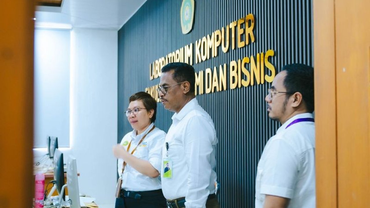 Sebanyak 11.441 peserta mengikuti UTBK SNBT di Undana Kupang, NTT, menandakan peningkatan kepercayaan masyarakat terhadap kualitas akademik kampus tersebut.