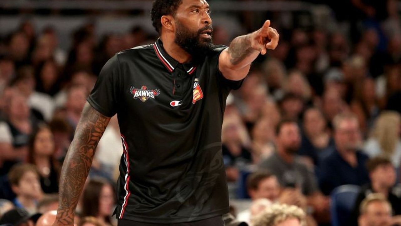 Pelita Jaya Jakarta secara mengejutkan menunjuk Justin Tatum sebagai pelatih kepala baru, menggantikan Coach Ahang, dengan target mempertahankan gelar juara IBL dan menembus empat besar BCL Asia.