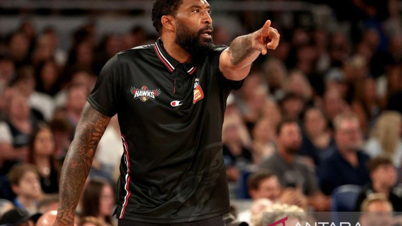 Pelita Jaya Jakarta merekrut Justin Tatum sebagai pelatih kepala untuk meningkatkan performa tim dan meraih prestasi di IBL dan BCL Asia.