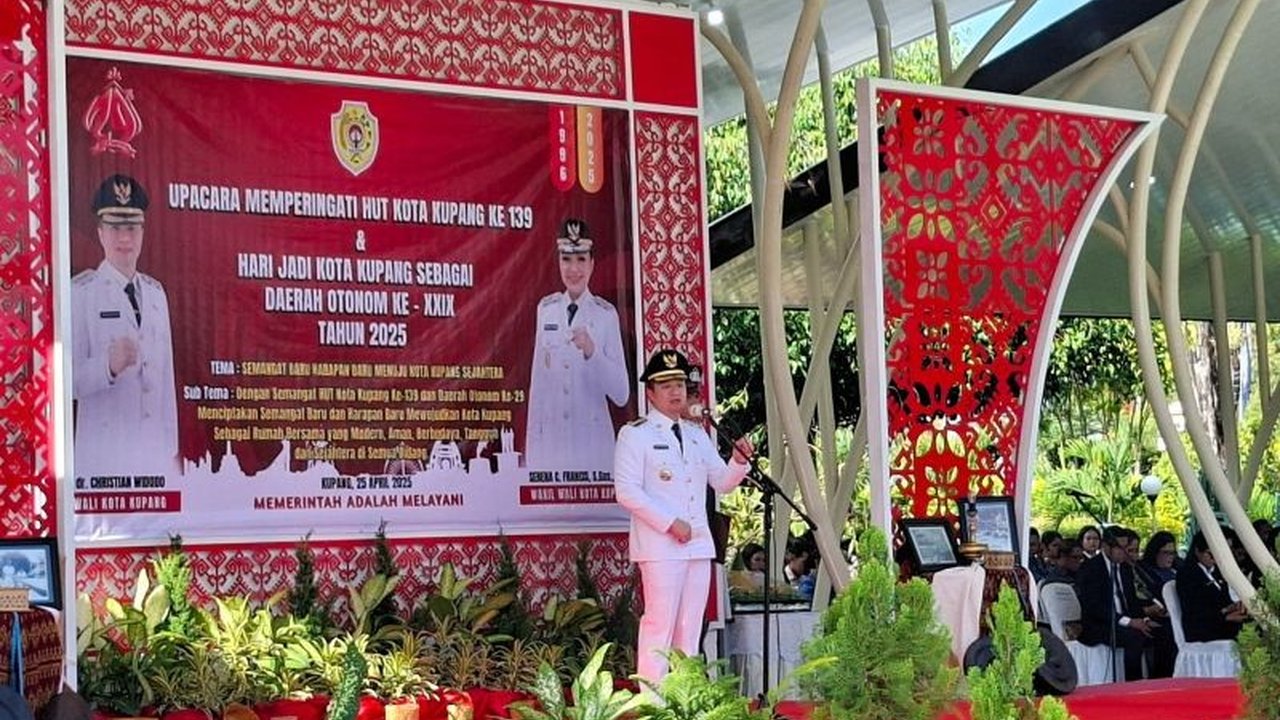 Wali Kota Kupang, dr. Christian Widodo, mengajak seluruh warga untuk merefleksikan perjalanan Kota Kupang selama 139 tahun dan 29 tahun sebagai kota madya, serta menatap masa depan yang lebih sejahtera.