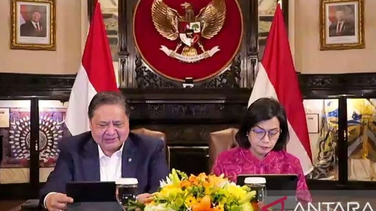 Menteri Keuangan RI, Sri Mulyani, mengungkapkan hasil pertemuannya dengan Menkeu AS, membahas kebijakan global dan peluang kesepakatan dagang baru yang saling menguntungkan bagi kedua negara.