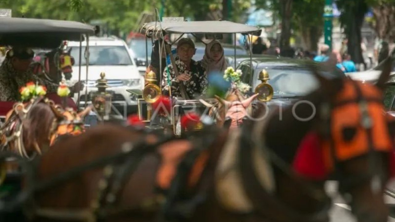Pemerintah Kota Yogyakarta melakukan pemeriksaan kesehatan terhadap ratusan kuda andong di Malioboro untuk memastikan kesejahteraan hewan dan mendukung sektor pariwisata.