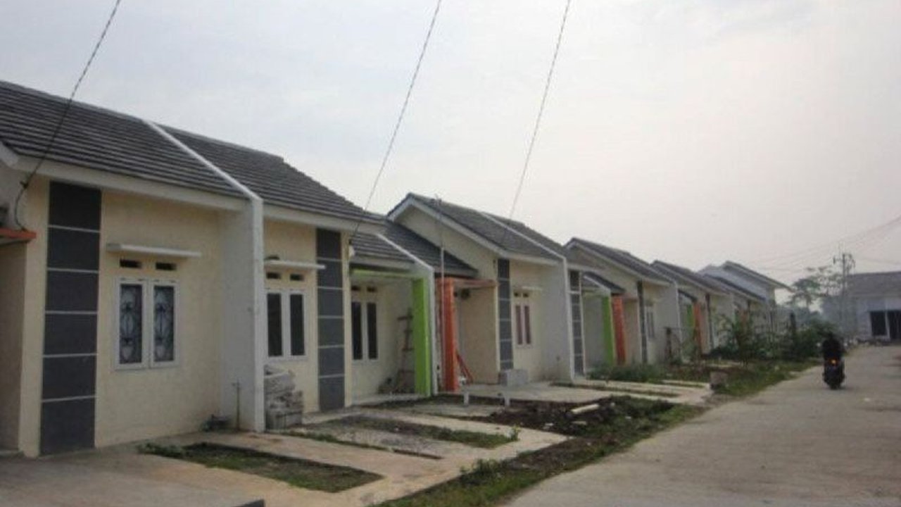 Ekonom Celios sebut kenaikan batas maksimal penghasilan MBR hingga Rp14 juta akan meningkatkan akses masyarakat terhadap rumah subsidi dan hunian layak, khususnya di Jabodetabek.