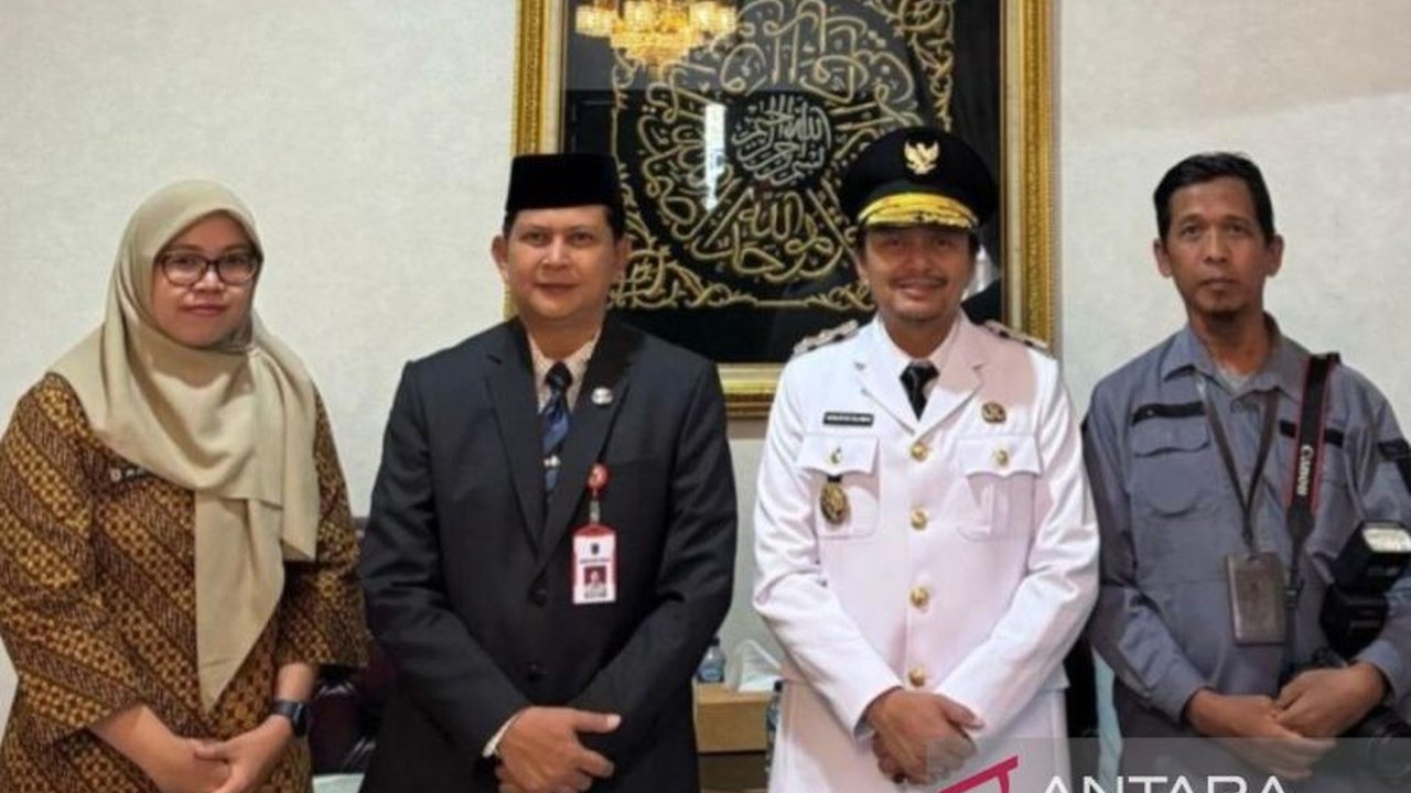 Pemerintah Provinsi Kalimantan Selatan (Kalsel) berupaya masuk 10 besar LPPD se-Indonesia, sementara Kabupaten Banjar dan HSS telah berhasil meraih peringkat 10 besar tingkat kabupaten.