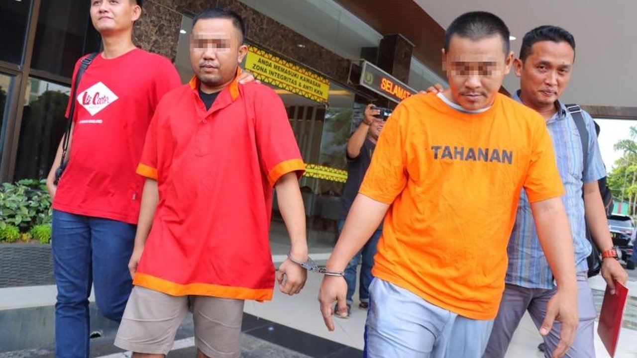 Polresta Bandarlampung menangkap komplotan pencuri dengan modus ganjal ATM yang telah beraksi di beberapa gerai ATM di Teluk Betung Selatan, mengakibatkan kerugian hingga Rp3,3 juta.