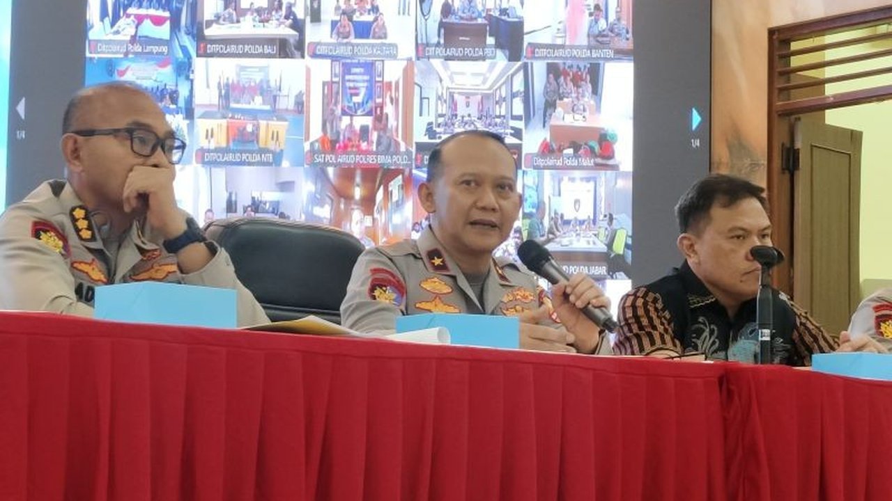 Korpolairud Baharkam Polri berhasil menangkap 101 tersangka kasus destructive fishing dengan total kerugian negara mencapai Rp49 miliar selama periode Februari-Maret 2025.