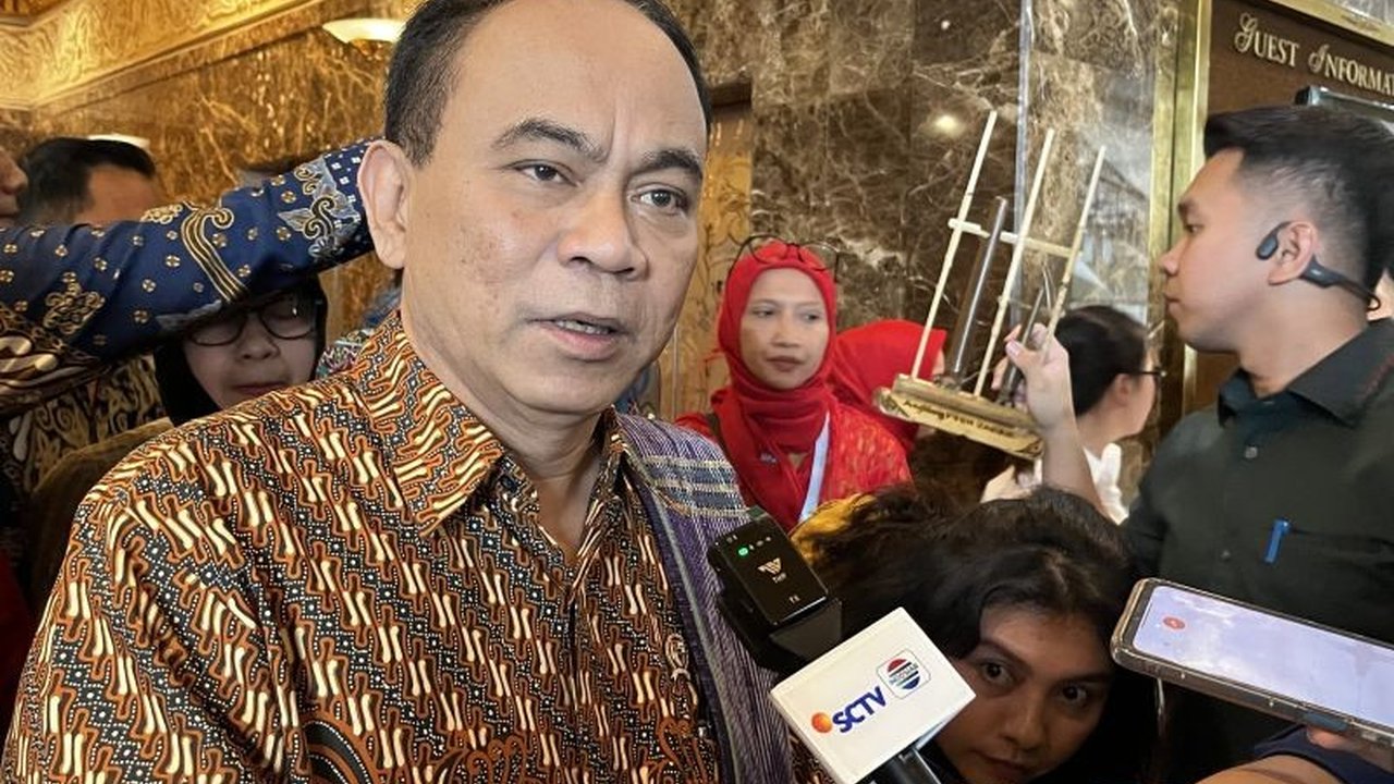 Pemerintah Indonesia berencana mendirikan 27 ribu koperasi baru di desa-desa yang belum memiliki badan hukum koperasi hingga Juli mendatang sebagai bagian dari program Koperasi Desa Merah Putih.