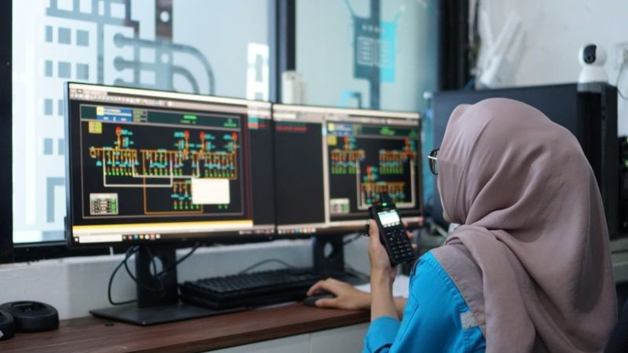 PLN UID Jawa Timur mendorong pemberdayaan perempuan melalui berbagai kegiatan dalam rangka Hari Kartini,  meningkatkan layanan andal dan berkualitas bagi masyarakat.