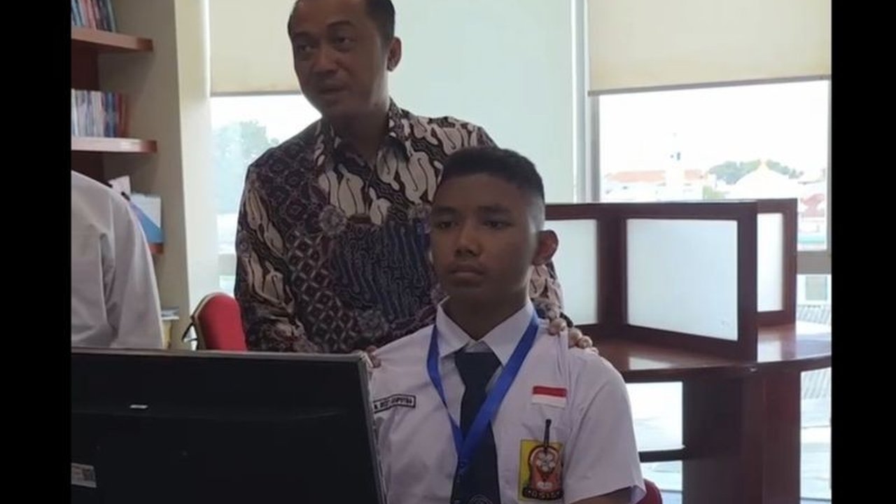 Menteri Sekretaris Negara (Mensesneg) Prasetyo Hadi memastikan seleksi masuk SMA Taruna Nusantara tahun ajaran 2025-2026 sepenuhnya berdasarkan kompetensi dan bebas dari praktik titipan.