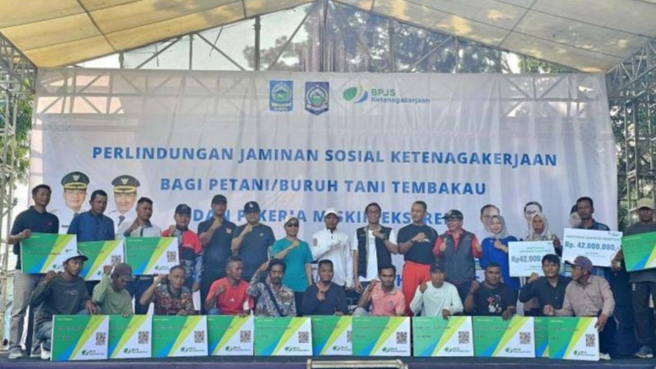 Pemerintah Kabupaten Dompu melindungi 6.000 petani tembakau dengan mendaftarkan mereka sebagai peserta BPJS Ketenagakerjaan, memanfaatkan dana DBHCHT.