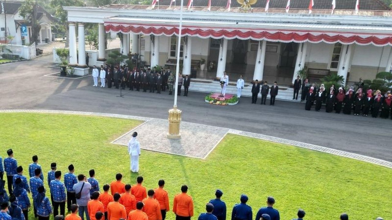 Wali Kota Madiun, Maidi, dalam peringatan Hari Otonomi Daerah (Otda) ke-29 menekankan pentingnya sinergi pusat dan daerah untuk pembangunan Indonesia menuju Indonesia Emas 2045.