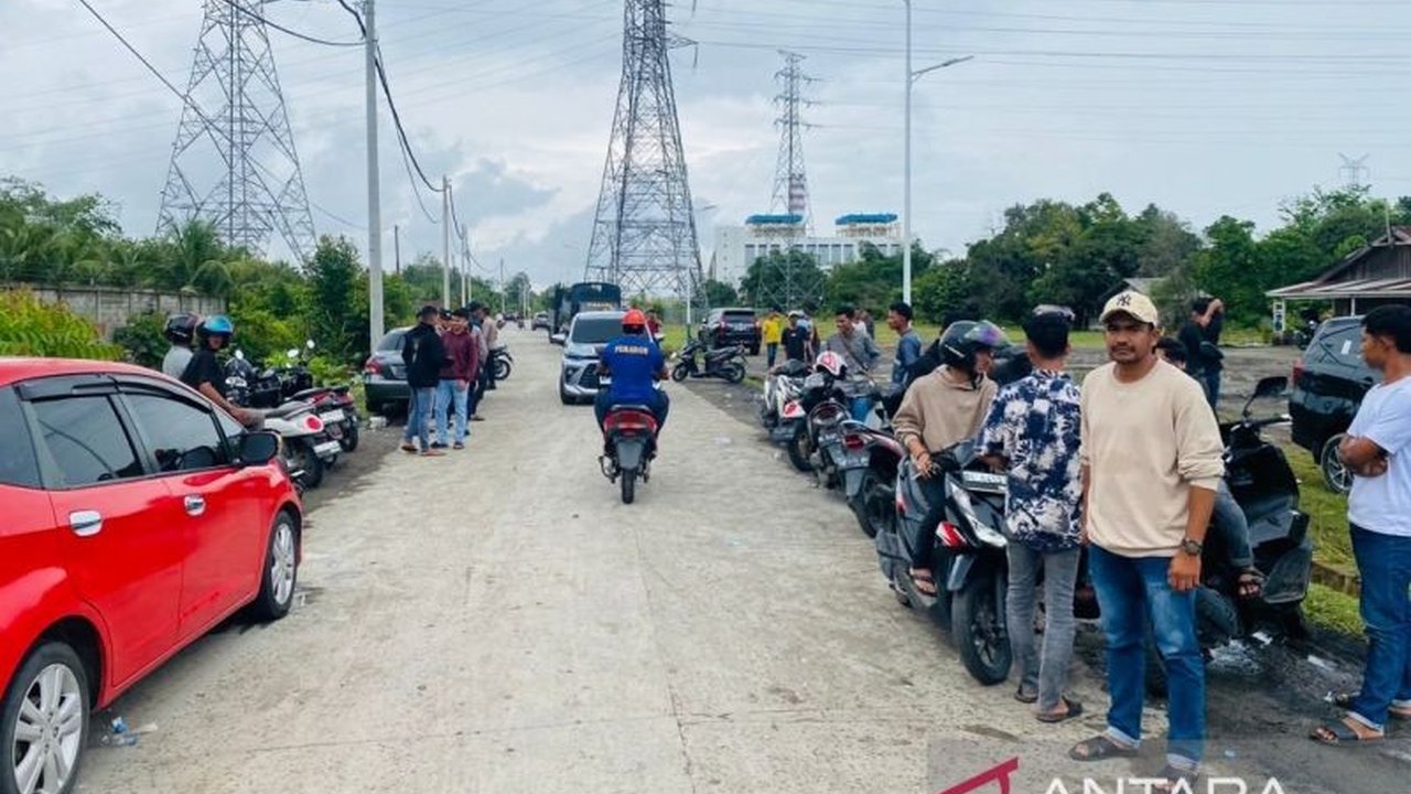 Pemerintah Kabupaten Nagan Raya meminta perusahaan untuk mengumumkan lowongan kerja secara terbuka agar mencegah aksi protes warga seperti yang terjadi di Desa Suak Puntong.