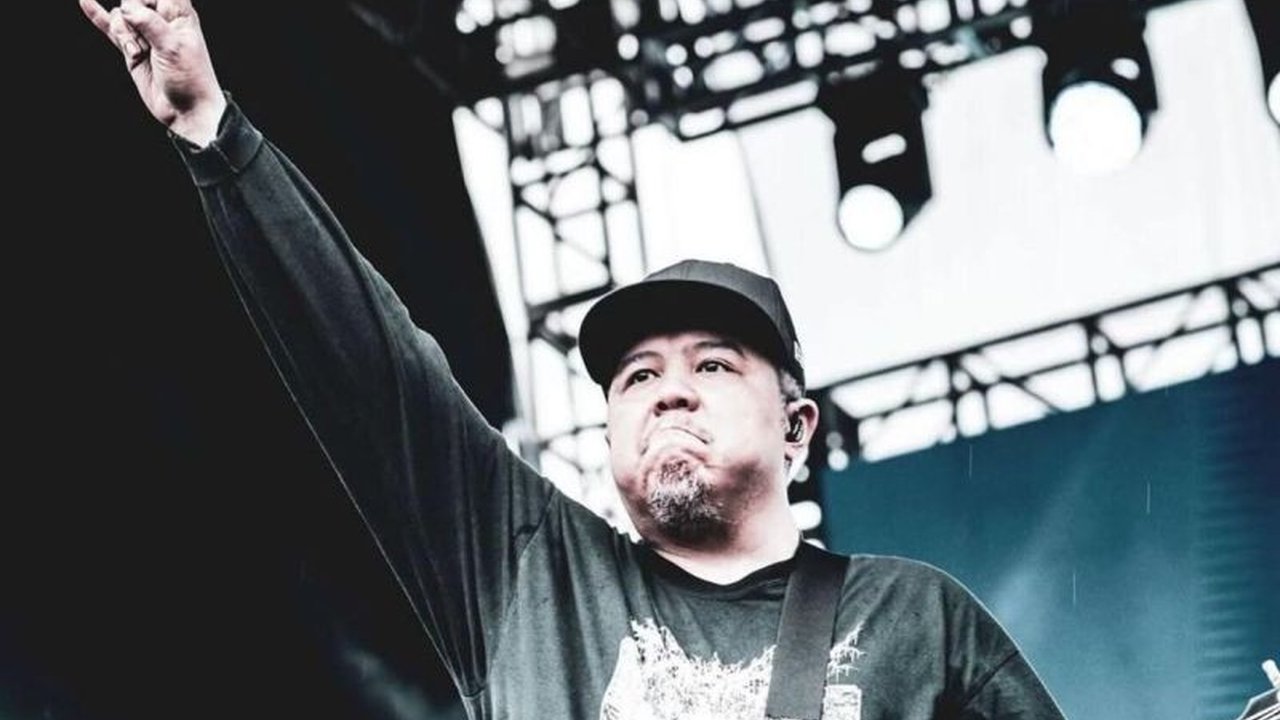 Indonesia berduka atas meninggalnya Ricky Siahaan, gitaris Seringai dan jurnalis musik senior, yang mengembuskan napas terakhirnya di Tokyo, Jepang, setelah mengalami serangan jantung.