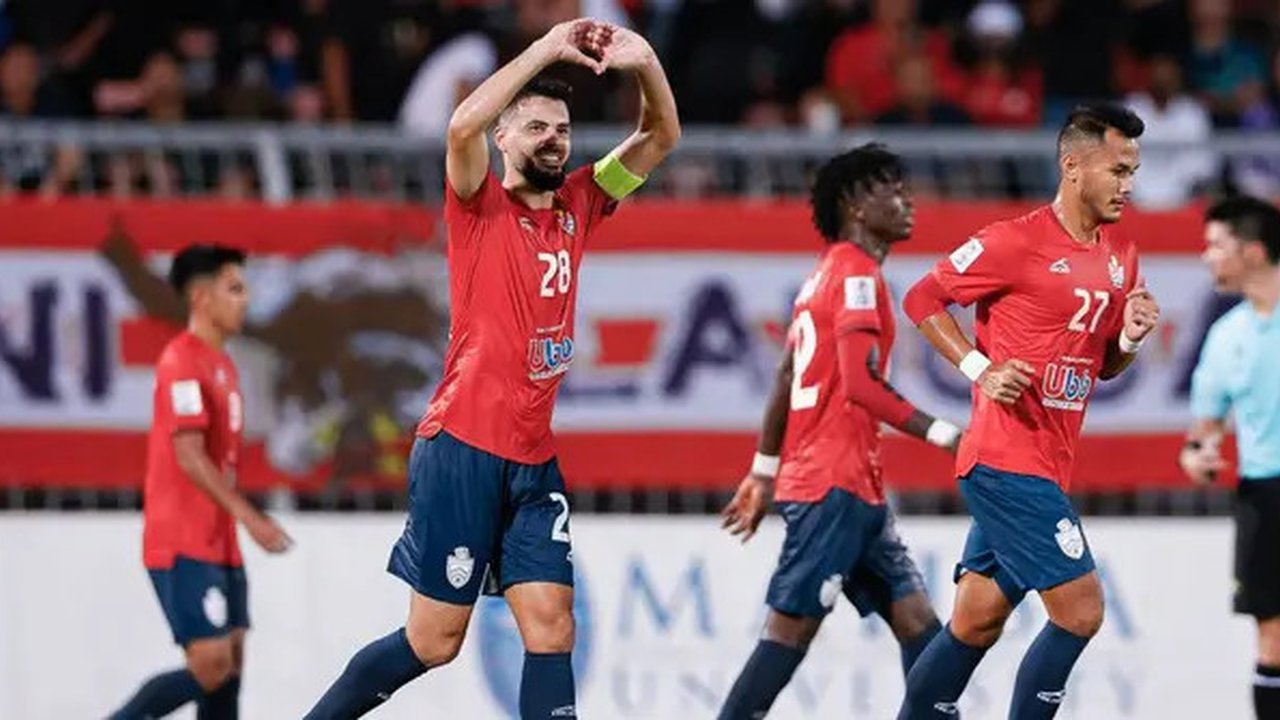 Kuala Lumpur City FC berhasil mengalahkan PSM Makassar dengan skor 5-2 pada laga final zona ASEAN Piala AFC 2022. (dok. AFC).