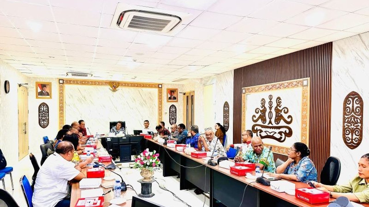 Badan Pengarah Percepatan Pembangunan Otonomi Khusus Papua (BP3OKP) Papua Barat mengawal aspirasi pengembalian kewenangan pengelolaan SMA/SMK ke provinsi, menyusul kendala yang ditimbulkan PP 106 Tahun 2021 terhadap pendidikan di daerah.