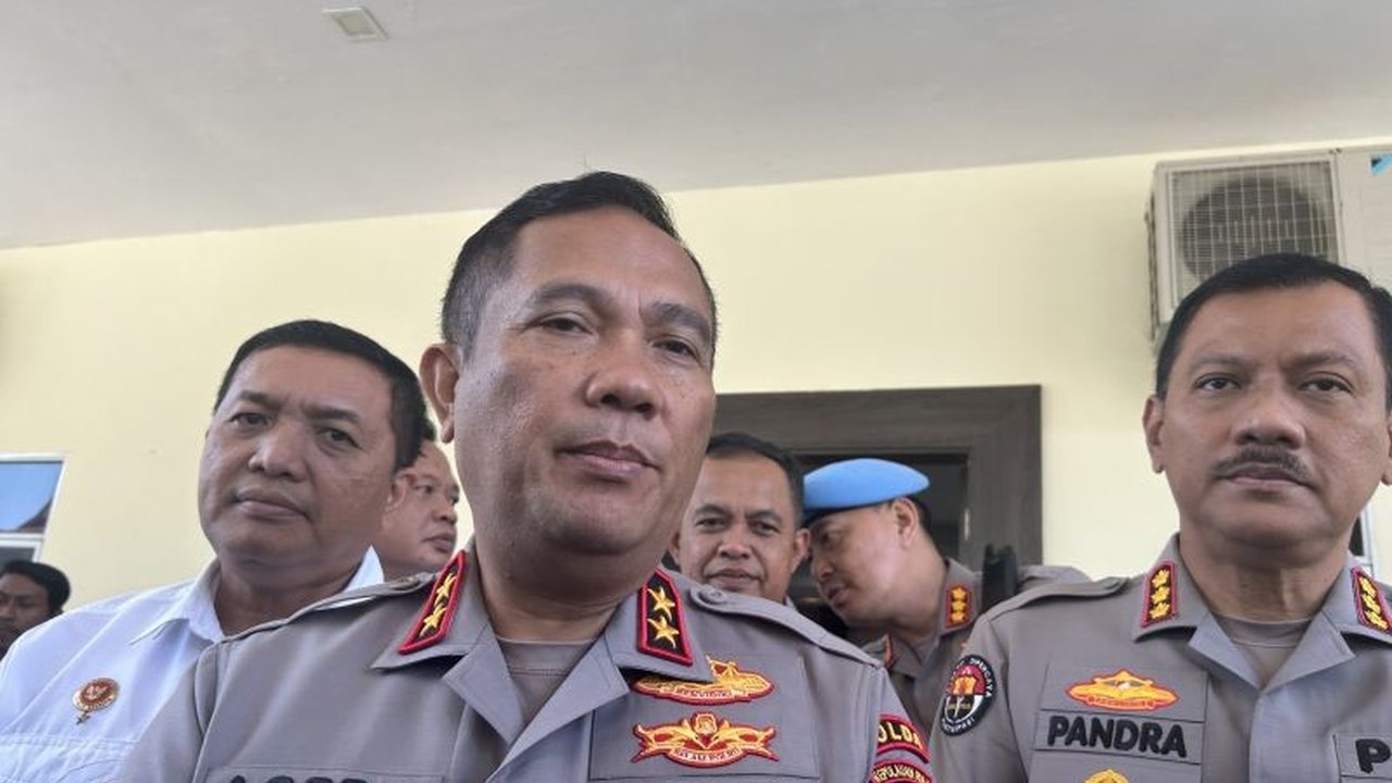 Polda Kepri membentuk tim untuk menyelidiki dugaan keterlibatan oknum polisi dalam kasus pencurian material di anjungan minyak Malaysia di Anambas, yang videonya viral di TikTok.