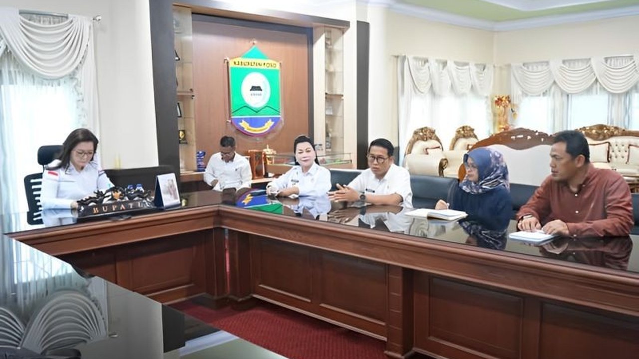 Pemerintah Kabupaten Poso menjalin kerja sama strategis dengan GIZ Indonesia dan sektor swasta untuk membangun ekosistem pertanian kakao yang berkelanjutan, adaptif terhadap perubahan iklim, dan mensejahterakan petani.