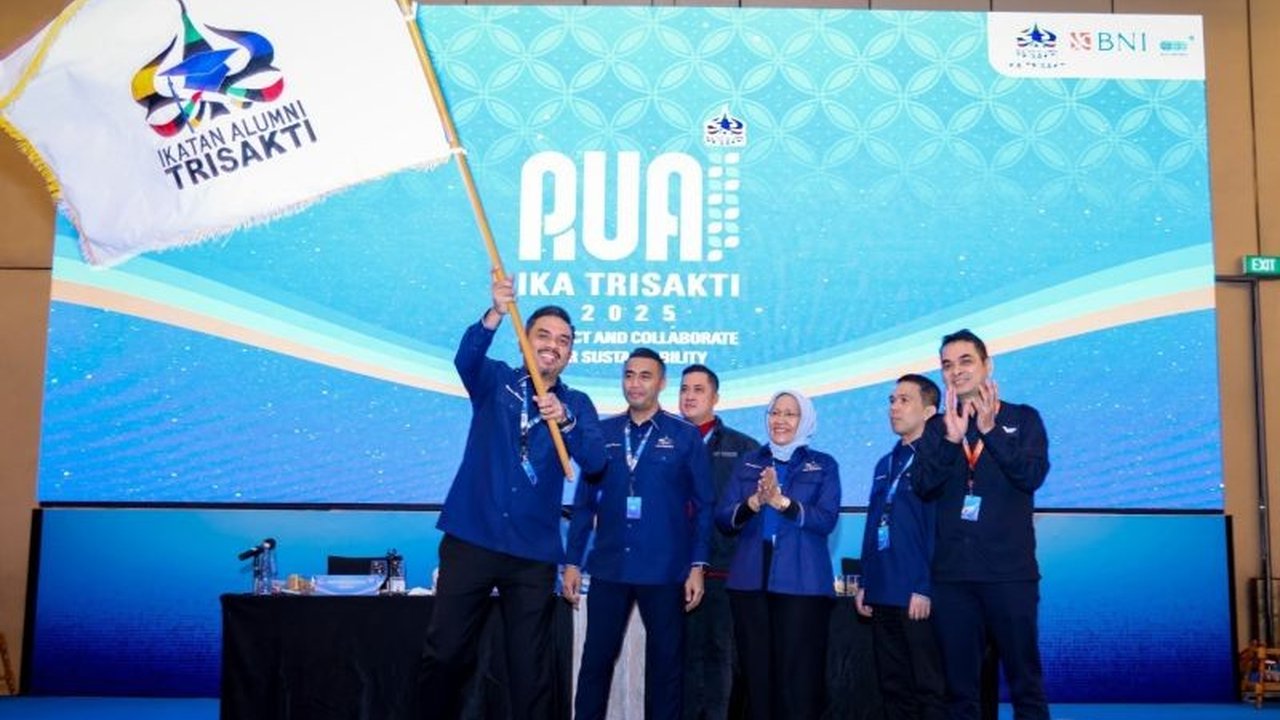 Maman Abdurrahman, Menteri Koperasi dan UKM, terpilih sebagai Ketua Umum Ikatan Alumni Trisakti periode 2025-2029, berkomitmen memperkuat jejaring dan kontribusi alumni.