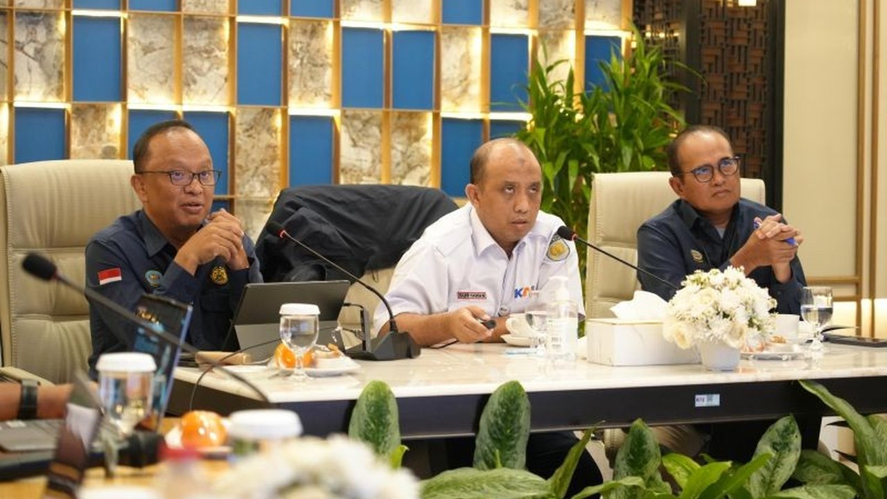 BPH Migas mendorong digitalisasi penggunaan BBM subsidi di sektor perkeretaapian untuk memastikan penyaluran tepat sasaran dan terkontrol, diawasi bersama PT Pertamina Patra Niaga dan PT KAI.