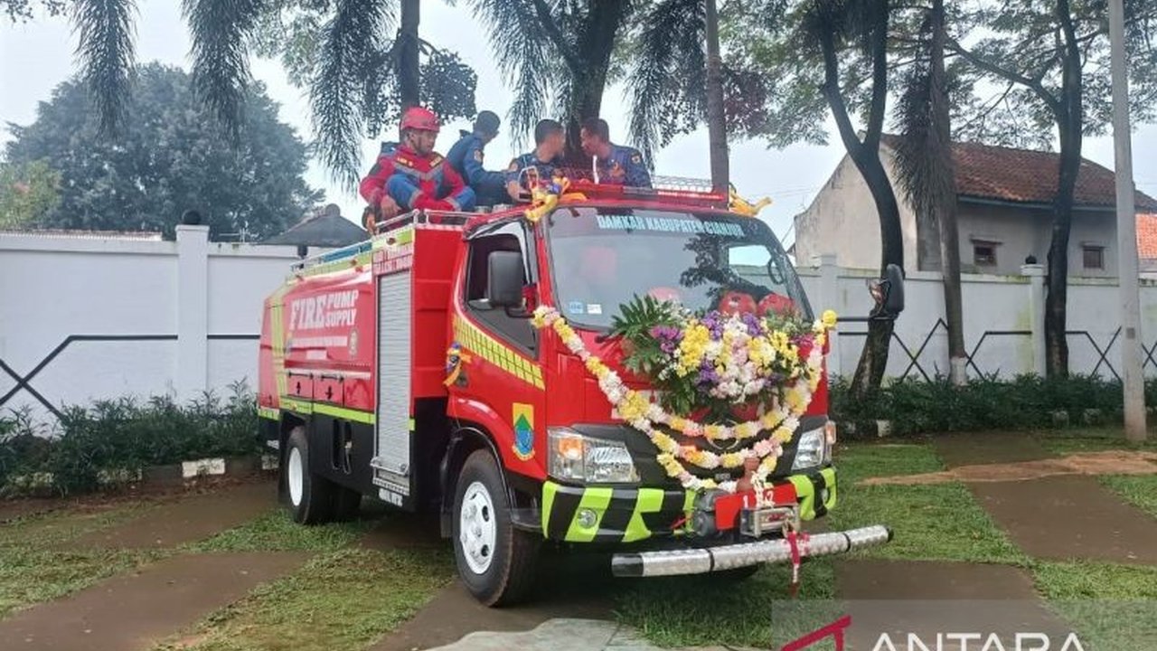 Pemerintah Kabupaten Cianjur menambah dua pos pemadam kebakaran baru di Kecamatan Sukanagara dan Cianjur, serta satu unit mobil damkar untuk meningkatkan kecepatan respon terhadap kebakaran.