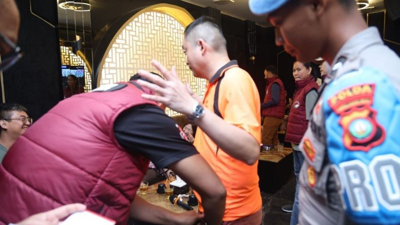 Polda Kepri Razia 10 Tempat Hiburan Malam Batam, Sita Minuman Keras Ilegal