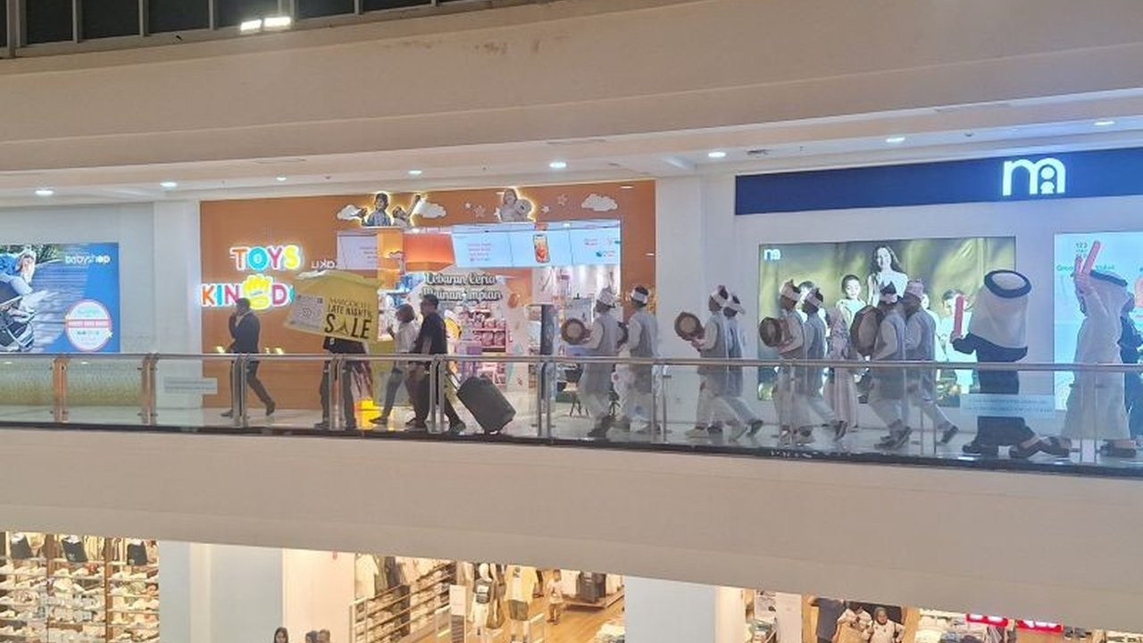 Pemkot Depok dan empat mal besar menggelar Festival Aneka Diskon 26 untuk merayakan Hari Jadi Kota Depok ke-26, menawarkan berbagai promo menarik hingga akhir April 2025.