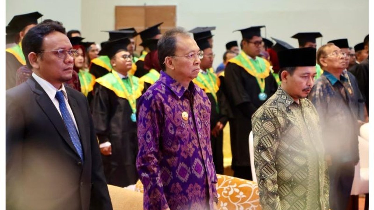 Kementerian Pendidikan, Kebudayaan, Riset, dan Teknologi (Kemdikbudristek) menyatakan dukungan penuh terhadap program 'Satu Keluarga Satu Sarjana' di Bali untuk meningkatkan kualitas SDM.