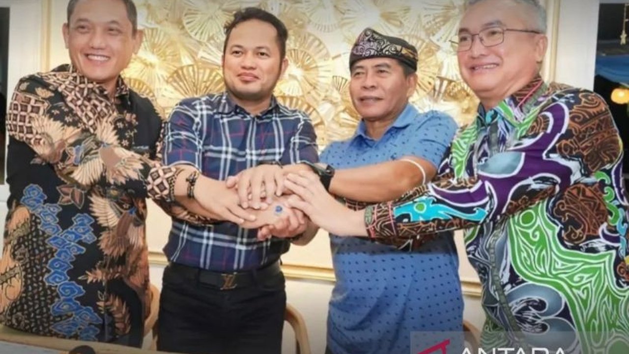 Pemprov Kaltim dan Kaltara sepakat membangun akses jalan sepanjang 142 km yang menghubungkan Long Bagun (Mahulu, Kaltim) dan Apau Kayan (Malinau, Kaltara), meningkatkan konektivitas antar provinsi.