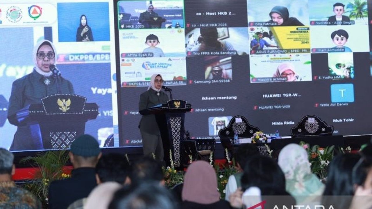 BNPB gencar mendorong pembentukan Forum Pengurangan Risiko Bencana (FPRB) di seluruh daerah guna memperkuat kesiapsiagaan bencana dan membangun budaya sadar risiko, serta tengah melakukan uji publik rancangan peraturan terkait.