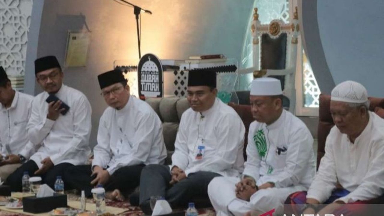 Pemerintah Kabupaten Bangka Tengah mengoptimalkan tiga program strategis untuk mendorong pertumbuhan UMKM lokal, meliputi pemberdayaan, pengembangan produk unggulan, dan kolaborasi dengan BRIN, guna meningkatkan perekonomian daerah.