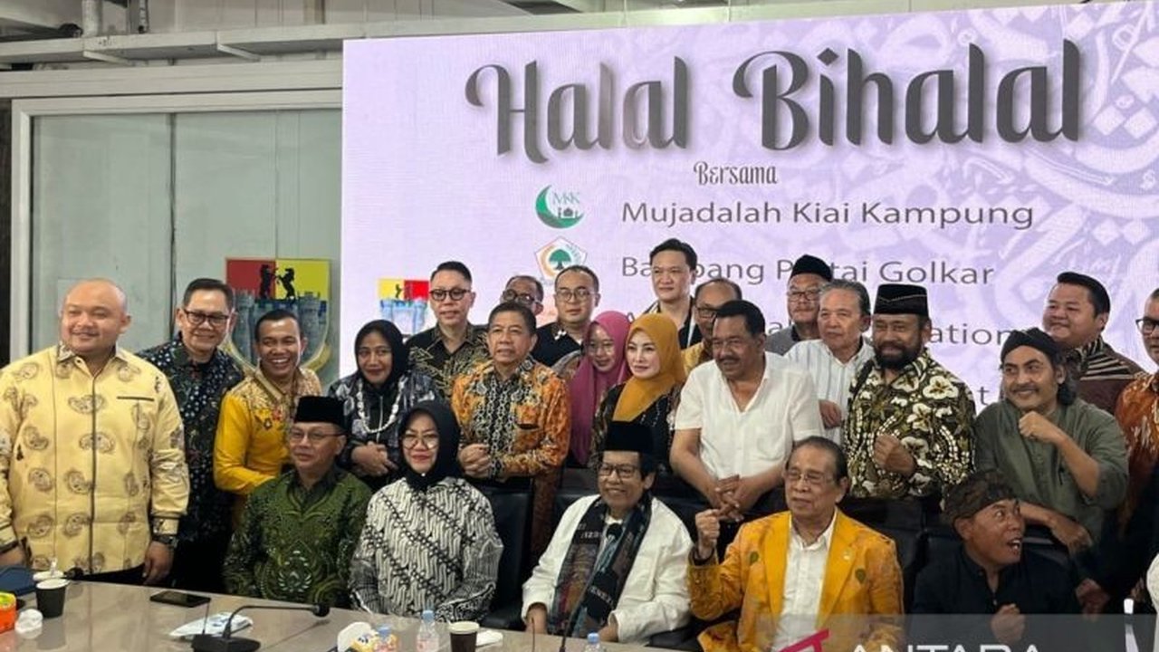 Menteri Pemberdayaan Perempuan dan Perlindungan Anak (PPPA) berkolaborasi dengan Mujadalah Kiai Kampung (MKK) untuk meningkatkan kualitas hidup perempuan dan anak di Indonesia melalui berbagai program strategis.