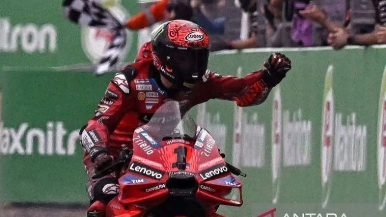 Pembalap Ducati, Pecco Bagnaia, finis ketiga di GP Spanyol meskipun merasa kurang puas dengan performa motor dan dirinya sendiri, namun tetap bersyukur dapat memperpendek jarak poin dari pemuncak klasemen.