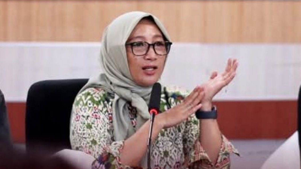 KPU Sulawesi Utara menyusun buku tentang pemutakhiran data pemilih dan penggunaan Sirekap dalam Pemilu 2024 untuk menjadi sumber pembelajaran bagi pilkada mendatang.