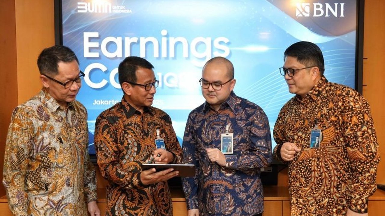 BNI berhasil raih laba bersih Rp5,4 triliun di Q1 2025, didorong pertumbuhan kredit yang sehat dan transformasi digital.