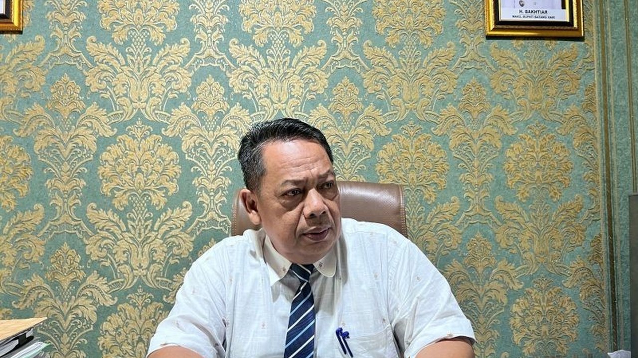 Pemerintah Kabupaten Batanghari, Jambi, telah menyalurkan Rp57,4 miliar dana desa tahap pertama dari total Rp98,6 miliar, dengan penyaluran mencapai 58 persen.