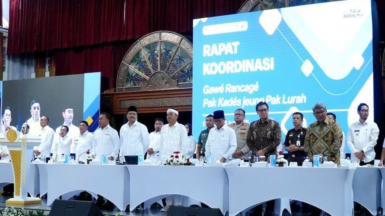 Menteri Sosial Saifullah Yusuf tegaskan kemiskinan bukan hanya masalah angka, melainkan tantangan peradaban yang membutuhkan solusi terintegrasi melalui pendidikan dan data akurat.