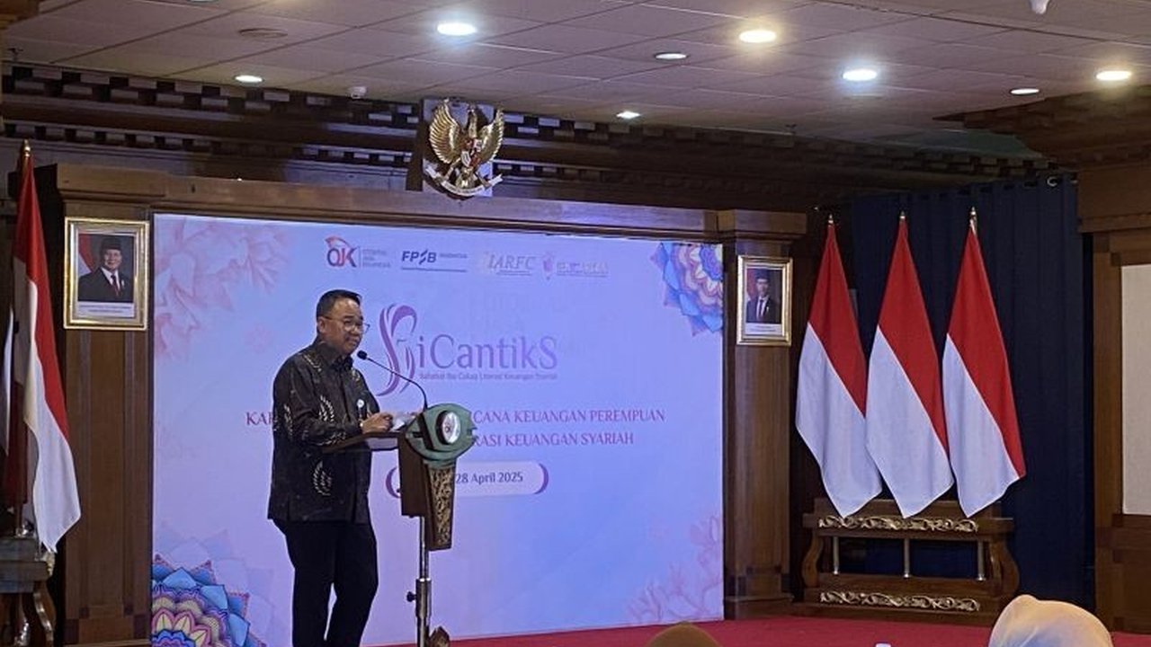 OJK mengajak perencana keuangan perempuan untuk menjadi duta literasi keuangan syariah guna meningkatkan pemahaman keuangan di kalangan masyarakat, terutama perempuan.