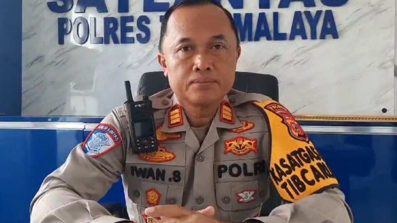 Bass grup band Dewa 19, Yuke Sampurna, terlibat kecelakaan lalu lintas di Tasikmalaya, menabrak seorang anak, namun kasus tersebut telah diselesaikan secara damai.