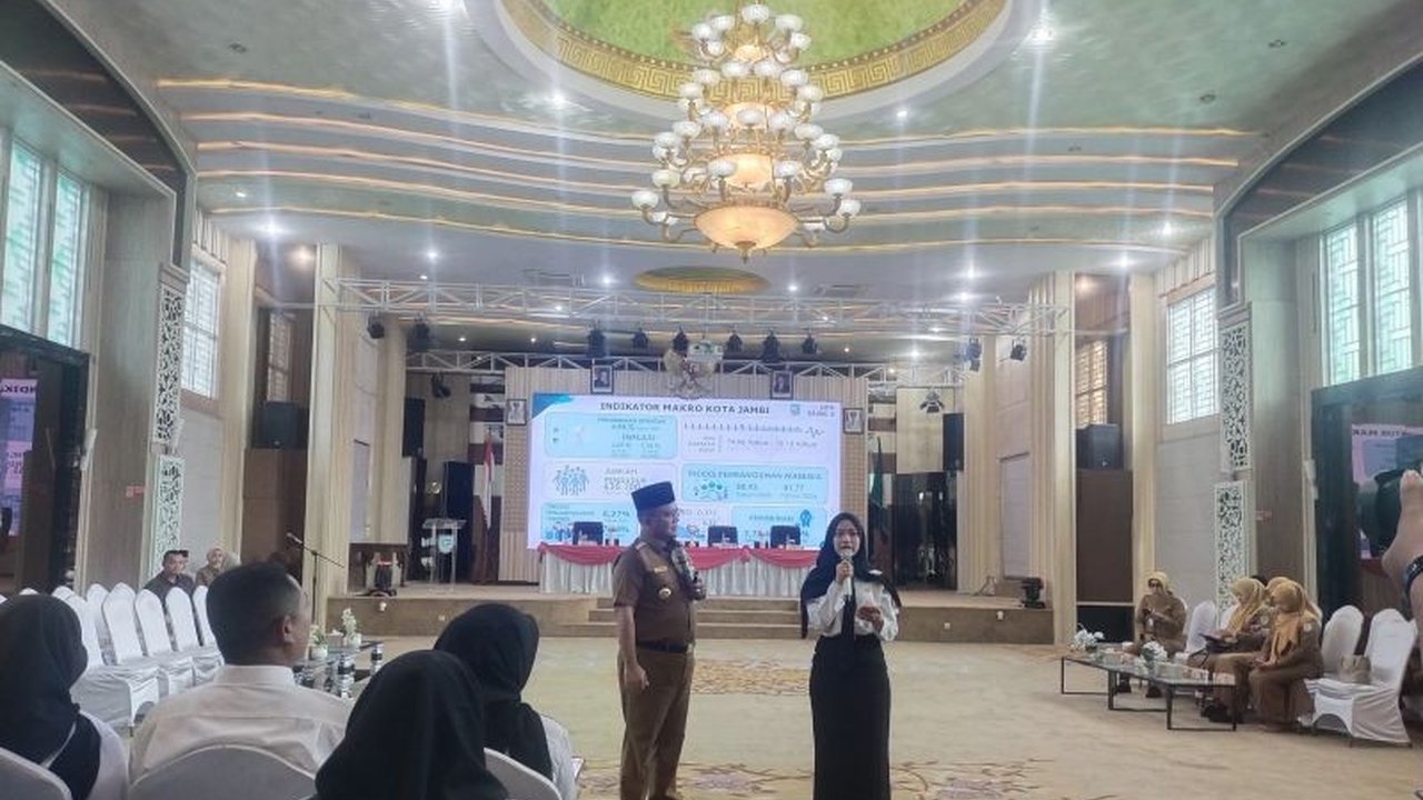 Pemerintah Kota Jambi melakukan pengawasan ketat terhadap para PPPK untuk mencegah keterlibatan mereka dalam perjudian online, demi menjaga integritas pelayanan publik.