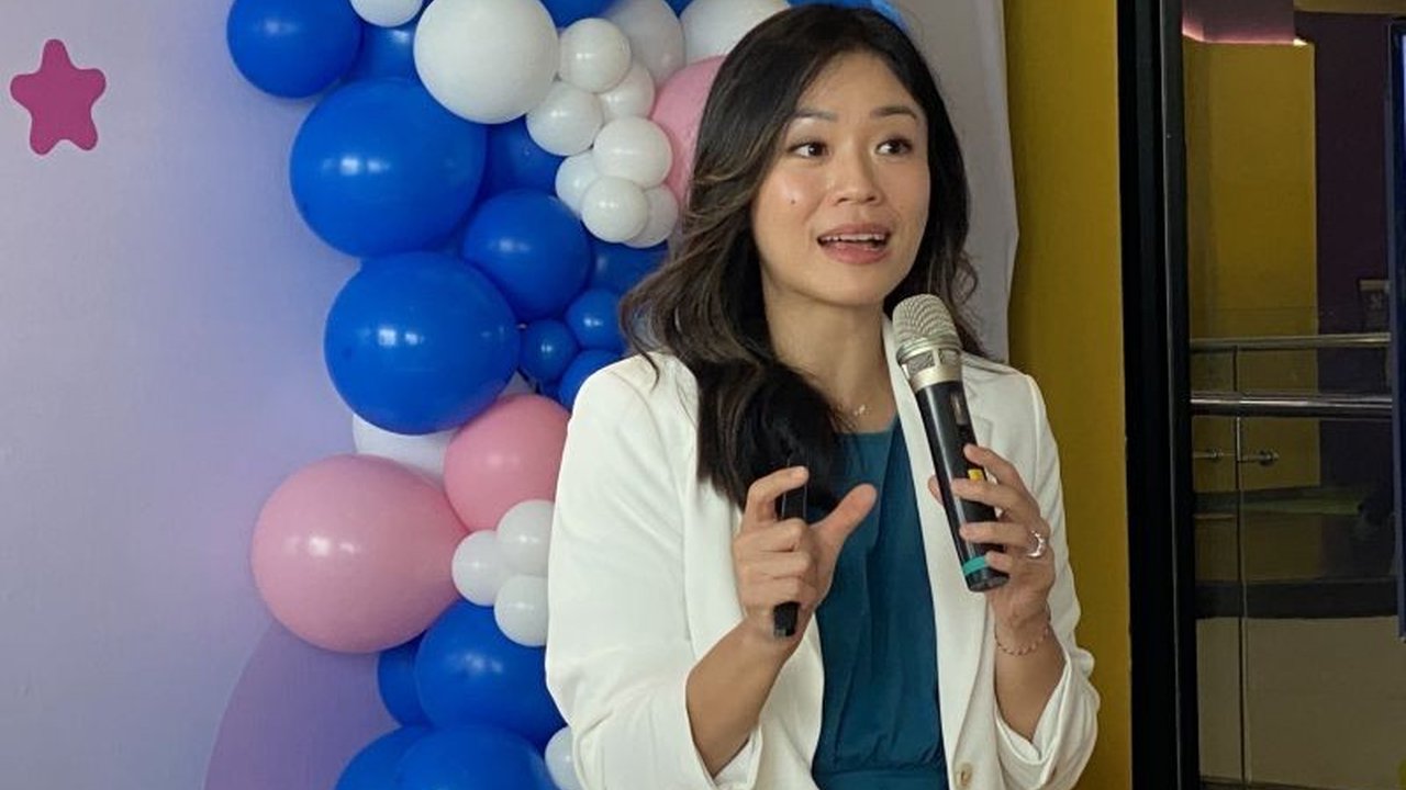 Pakar tidur anak mengungkap pentingnya tidur berkualitas bagi pertumbuhan fisik dan perkembangan otak anak, serta memberikan tips menciptakan rutinitas tidur yang baik.