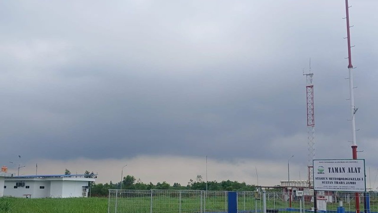 BMKG Jambi akan melakukan operasi Teknologi Modifikasi Cuaca (TMC) pada Mei 2025 dan September-Oktober 2025 untuk mencegah karhutla di Provinsi Jambi yang rawan kekeringan.