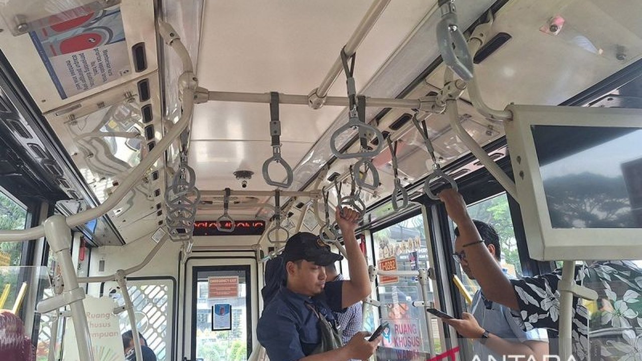 Dinas Perhubungan DKI Jakarta melakukan survei waktu tempuh Transjabodetabek rute Blok M-PIK 2 untuk memastikan integrasi layanan transportasi publik yang optimal dan efisien bagi masyarakat.