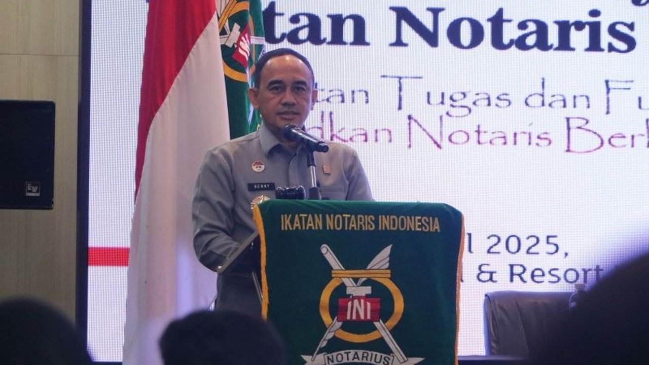 Kemenkumham Lampung menekankan pentingnya peran notaris dalam penegakan hukum dan pelayanan hukum masyarakat untuk menjamin kepastian hukum, termasuk memberikan bantuan hukum cuma-cuma bagi masyarakat tidak mampu.