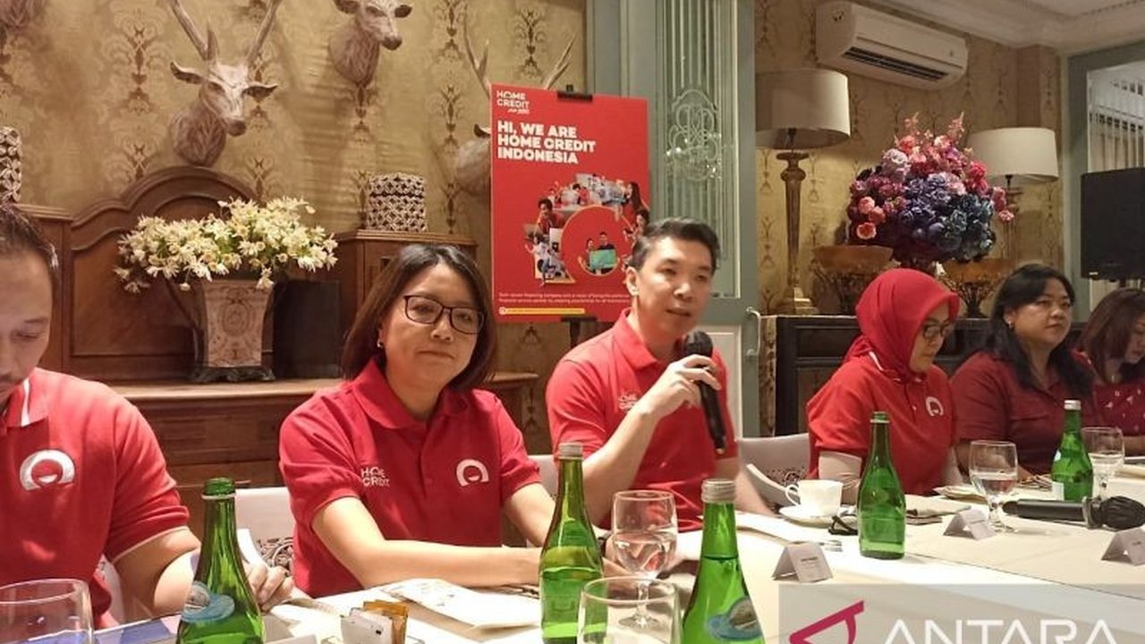 Home Credit Indonesia meluncurkan fasilitas pembiayaan modal usaha hingga Rp50 juta untuk mendukung pertumbuhan UMKM dan inklusi keuangan di Indonesia.