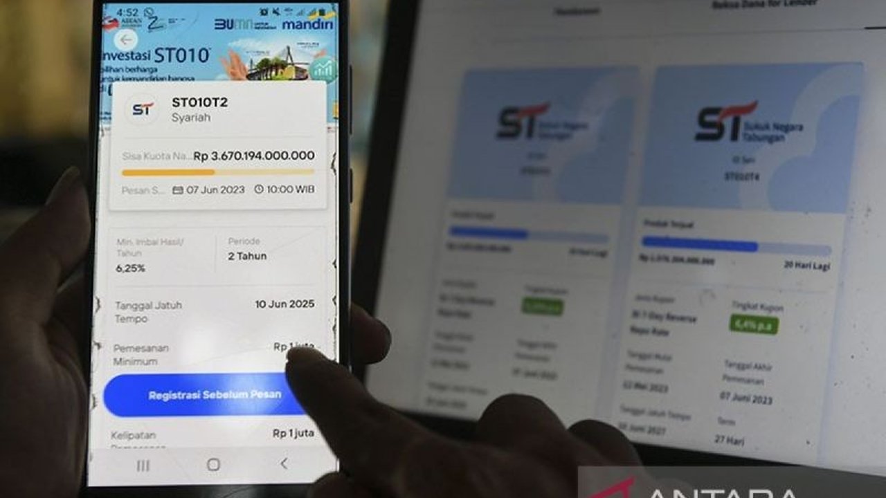 Pemerintah Indonesia menargetkan perolehan dana sebesar Rp10 triliun dari lelang Surat Berharga Syariah Negara (Sukuk) pada Selasa, 29 April 2025, untuk membiayai APBN 2025.