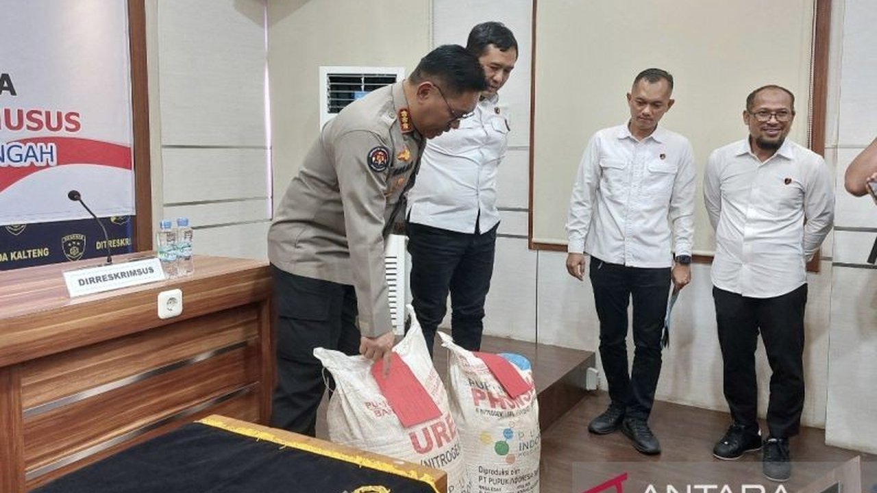 Polda Kalteng mengungkap penyalahgunaan 160 karung pupuk bersubsidi oleh seorang pria berinisial PW yang menjualnya dengan harga jauh di atas HET, meraup keuntungan hingga jutaan rupiah.