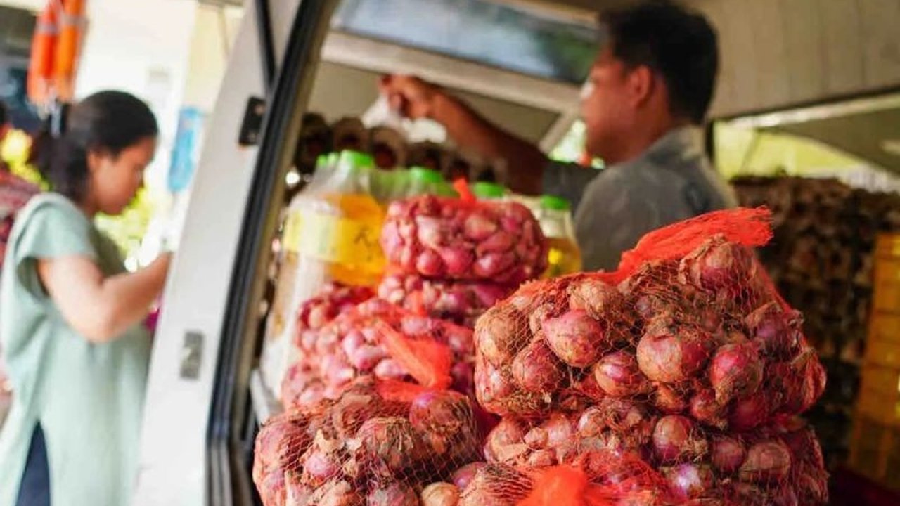 Harga Bawang Merah dan Telur Ayam Turun, Ini Update Harga Pangan Terbaru!