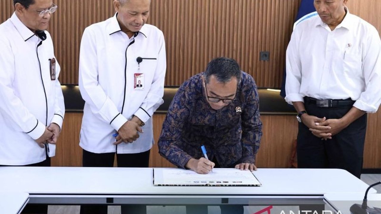 Menteri Pendidikan, Kebudayaan, Riset, dan Teknologi (Mendikbudristek) Brian Yuliarto mendorong pendidikan antikorupsi di perguruan tinggi sebagai upaya pencegahan korupsi dan membangun generasi integritas.